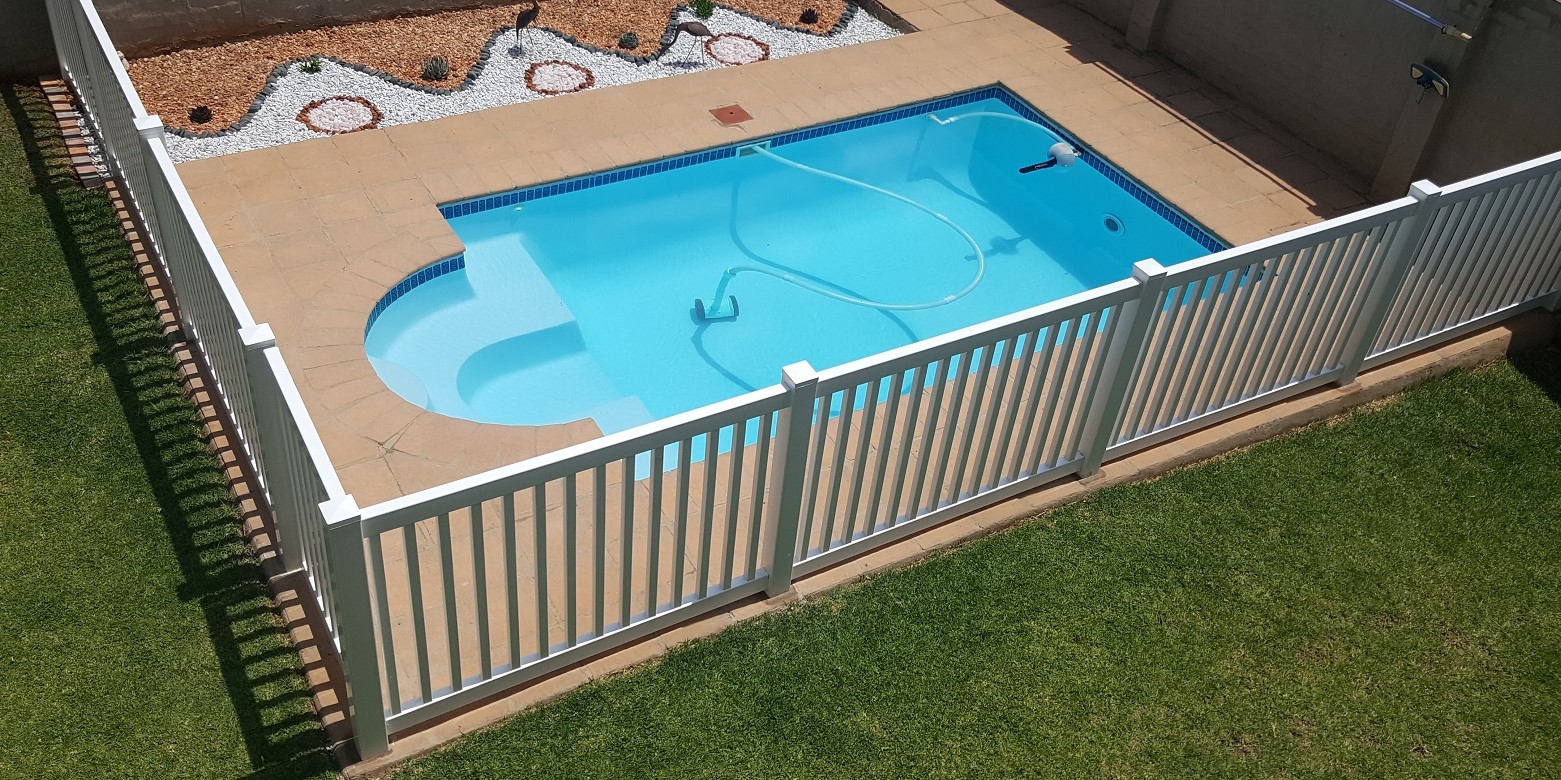 PVC Pool fencing